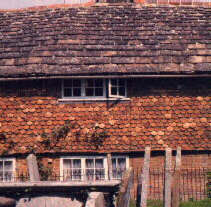 A Horsham Stone roof